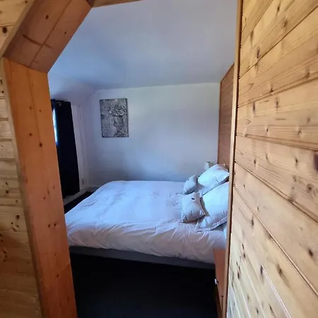 Dans Grande Demeure Au Calme Lägenhet Auzebosc